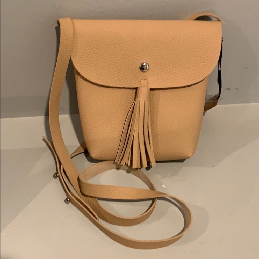 hello 3aM Tan Pebble Leather Crossbody Purse NWT